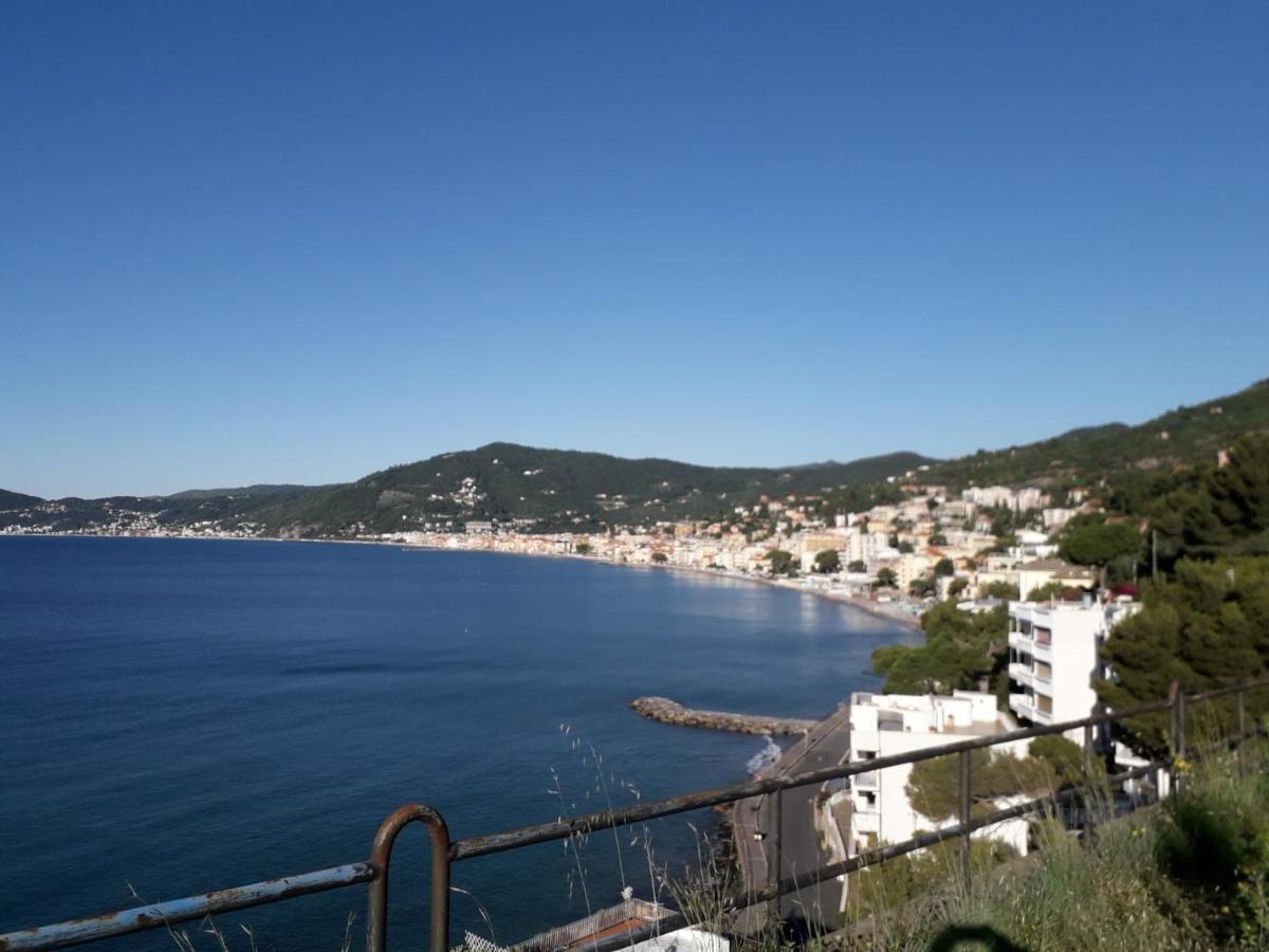 B&B Nido Sul Mare Alassio Exterior foto